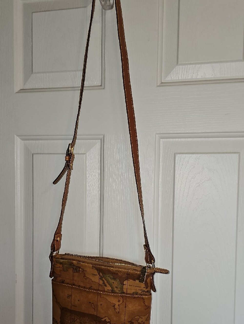 Alviero Martini 1' CLASSE Shoulder Bag in Tan and Brown - Picture 8 of 9